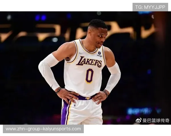 威少23+16+10最年长20+5+5三连场！替补能量场依旧，湖人豪取胜利新高度