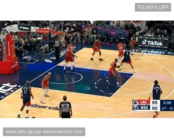 哈登造犯规稳稳罚进,快船锁定胜果