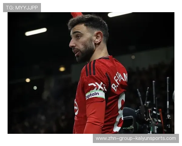 拉什福德禁区内推射稳稳进网