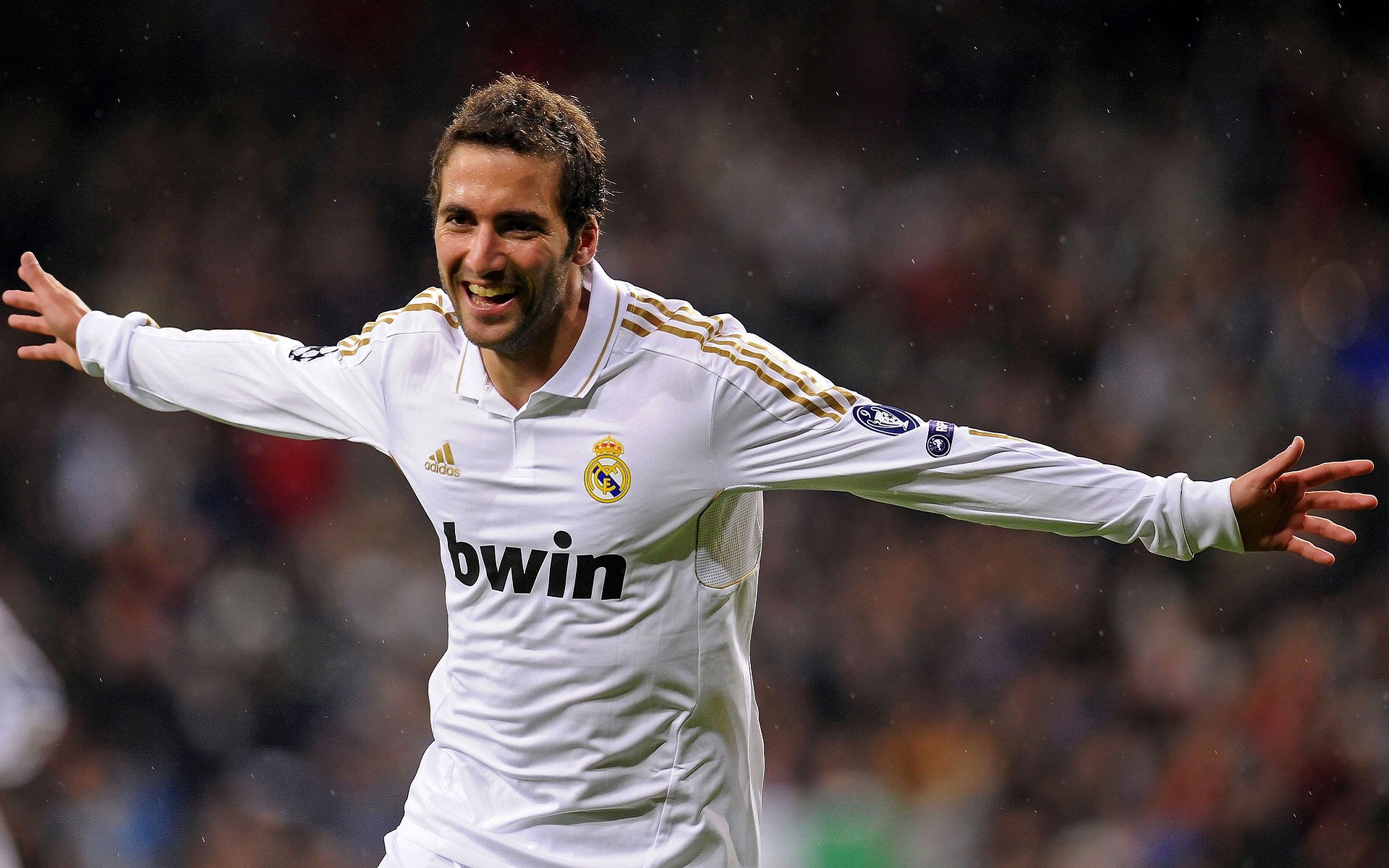 西甲豪门换帅引发震动,西甲豪门换帅引发震动的球员